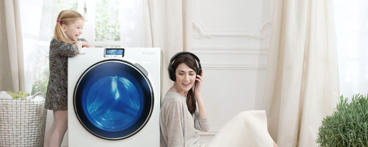 <p>ПОСТОЯННО ШУМИТ</p>