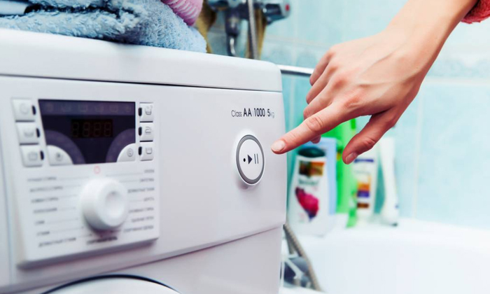 <p>НЕ ВКЛЮЧАЕТСЯ</p>